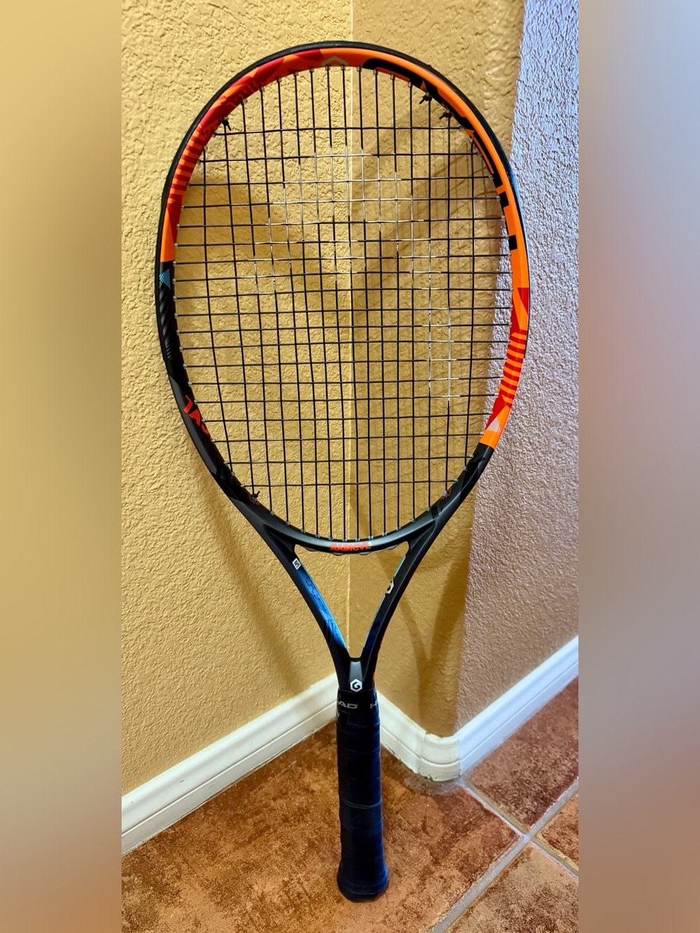 HEAD GRAPHENE RADICAL S STRUNG Tennis Racquet! 4 3/8! 16X19! 102 Sq In Perfect